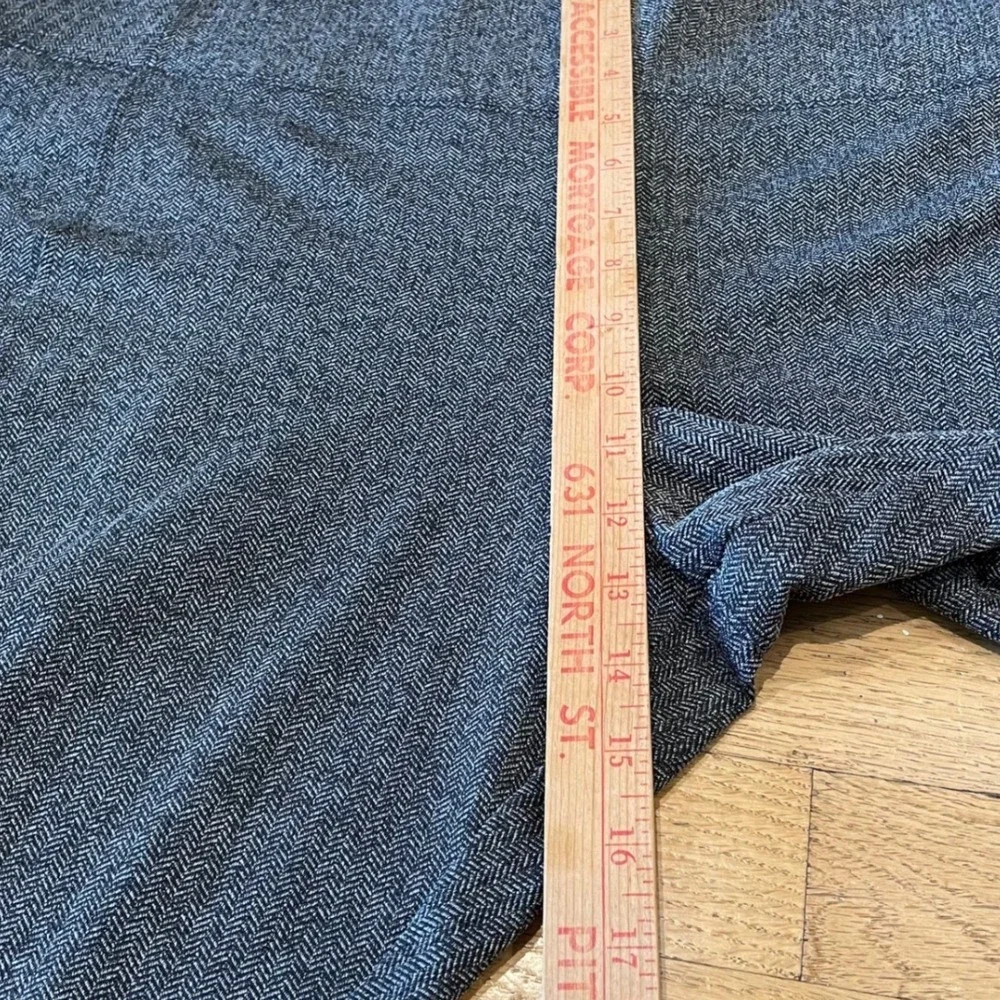 Womens Gray Capri Leggings Althleta Delancy Herringbone Athleisure Quiet Luxury - Picture 7 of 13